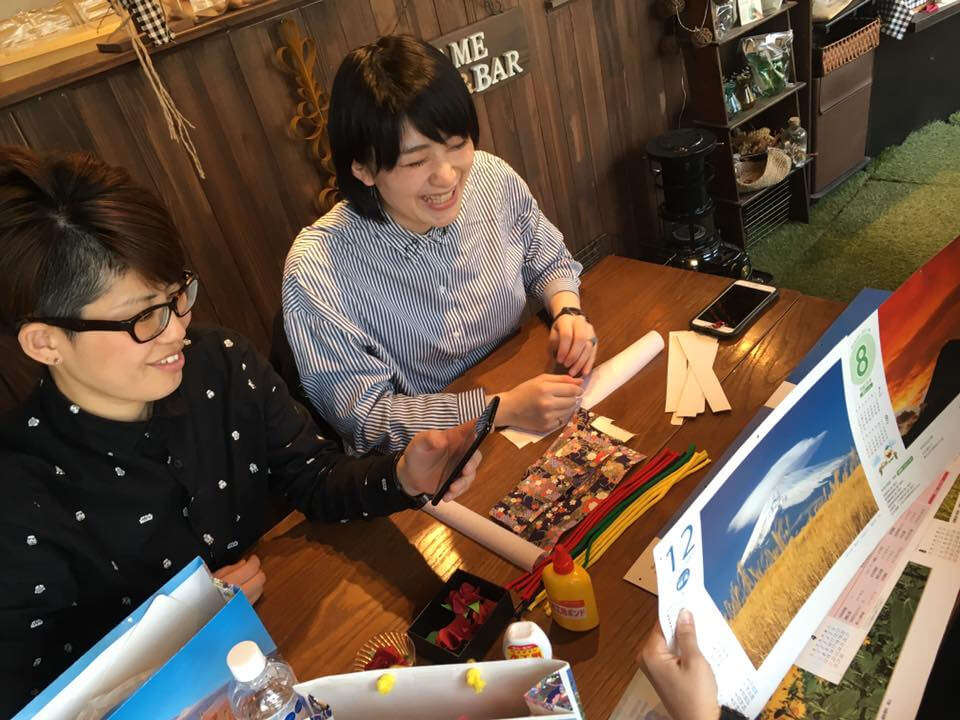 裾野市のカレンダーを使って富士山紙バッグを作ろう！